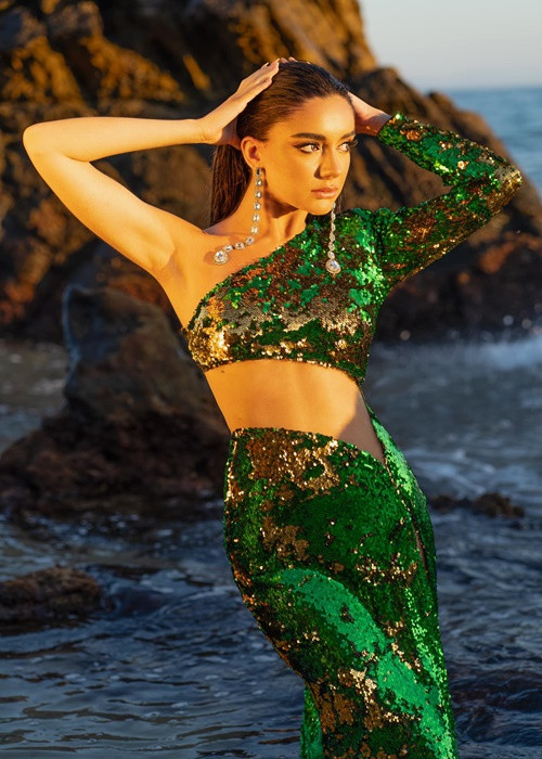 Celia cao 1m73, thông thạo tiếng Anh, tiếng Pháp, tiếng Ba Lan. Ảnh: Miss Grand International.