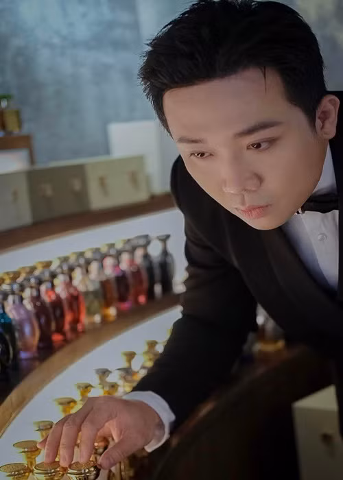 Nghệ sĩ Công Ninh từng hết lời khen ngợi Trấn Thành ngày còn học diễn xuất tại trường. Ảnh: FBNV.