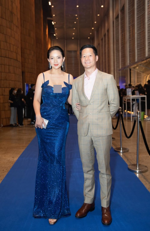 Về vụ kiện giữa đại gia Đức An và Ngọc Thúy, Phan Như Thảo chia sẻ trên Người Lao Động: "Việc này có luật sư phụ trách. Đây không phải là chuyện liên quan đến tôi nên tôi không quan tâm. Ông xã của tôi vẫn bình thường. Anh ấy cũng không nhắc đến việc này nên thật sự là tôi không biết". Ảnh: FBNV.