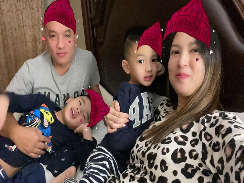 Phạm Thanh Thảo sang Mỹ định cư năm 2015. Nữ ca sĩ chia sẻ, sau khi lấy chồng, cô là người phụ nữ của gia đình. Ảnh: FBNV.