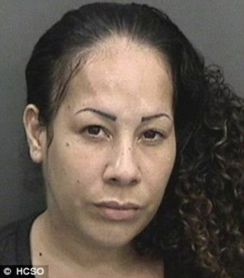 Chủ nhân độc ác của bầy chó, Marangillette Viera-Rivera, 33 tuổi, hiện đã bị bắt giam có nguy cơ phải đối mặt với hình phạt lớn nhất là 5 năm tù giam và buộc phải nộp 10.000 đô tiền phạt cho tội danh ngược đãi động vật nghiêm trọng.