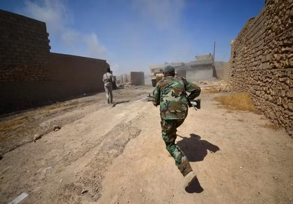 Được biết, các lực lượng Iraq đã giành lại quyền kiểm soát khu al-Nour và ngôi làng al-Khan. Ảnh: FNA.