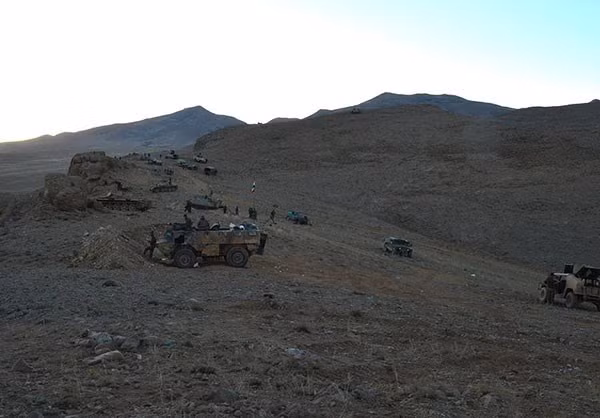 “Quân đội Lebanon đã giành lại quyền kiểm soát 80 km2 cao điểm ở khu vực biên giới với Syria”, nguồn tin nói thêm. Ảnh: FNA.