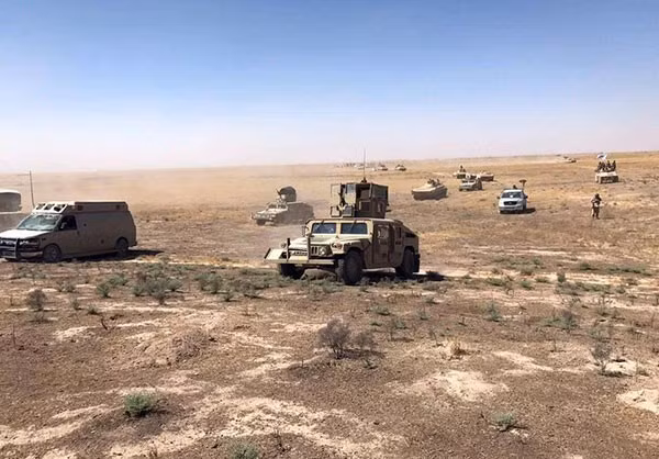 Được biết, trong ngày đầu tiên của chiến dịch giải phóng Tal Afar, các lực lượng Iraq đã giành lại quyền kiểm soát 5 ngôi làng xung quanh thành phố chiến lược này. Ảnh: FNA
