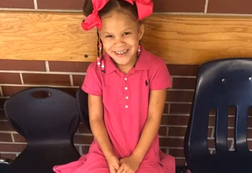 Be gai bi roi loan tang dong, nha truong lam dieu ai cung phan no