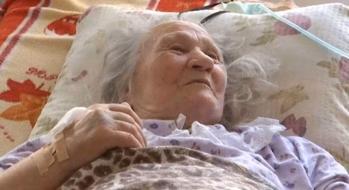 Khiếp đảm người phụ nữ đã chết bất ngờ sống lại sau 10 tiếng Khiep dam nguoi phu nu da chet bat ngo song lai sau 10 tieng