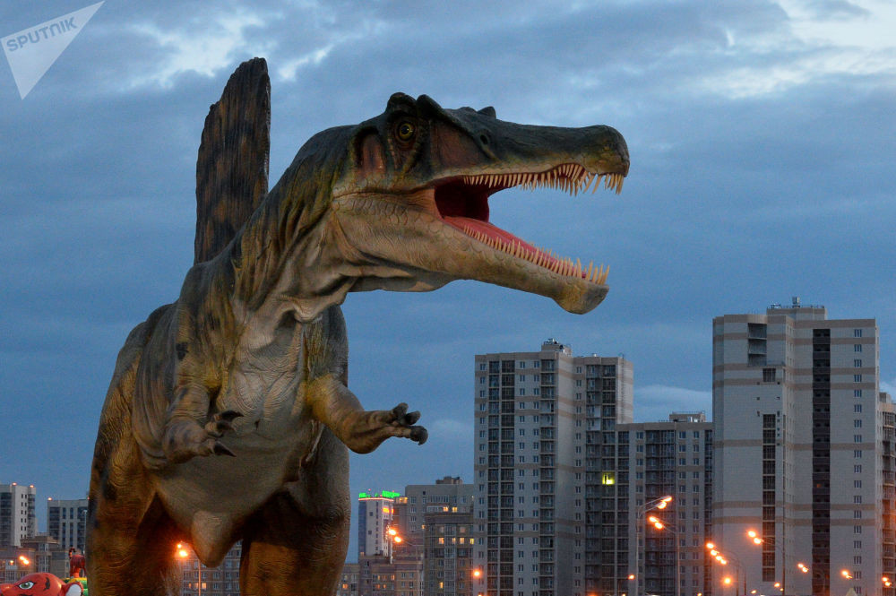 Mô hình một chú khủng long khổng lồ tại Công viên Yurkin ở Kazan.