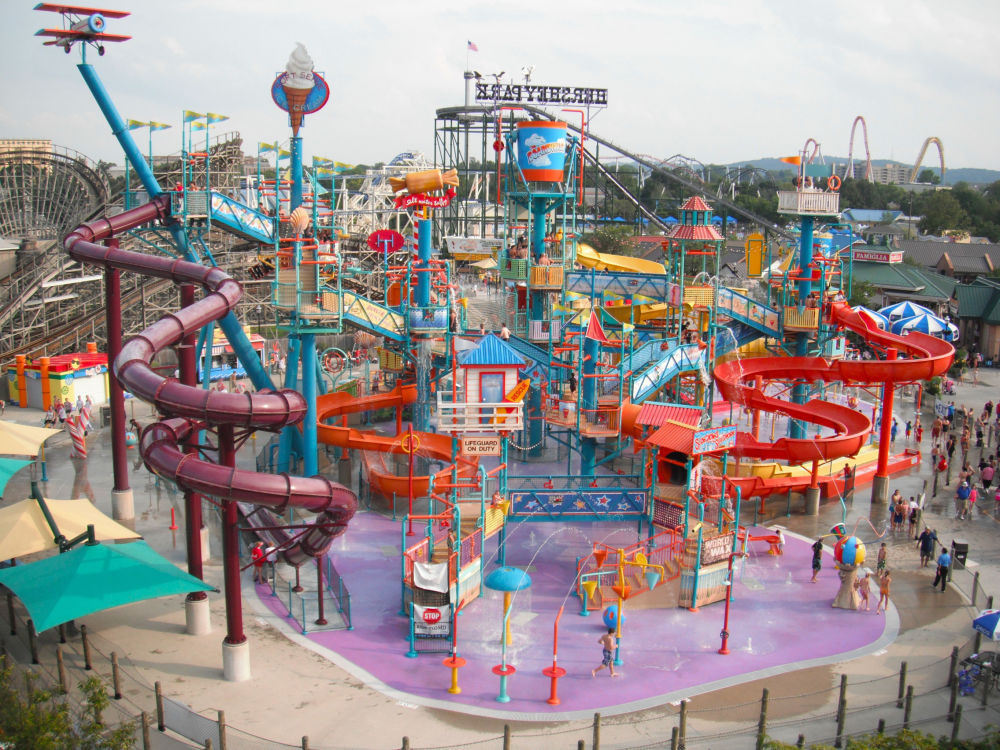 Công viên giải trí với đủ các trò chơi cho du khách tại Hershey, bang Pennsylvania, Mỹ.