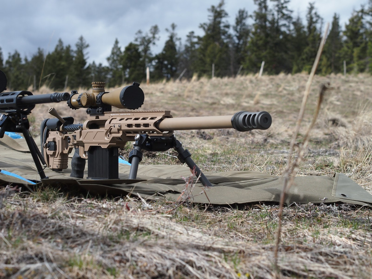 Trước đó, Bộ trưởng Quốc phòng Canada Harjit Sajjan cũng nói rằng đầu năm 2019 Canada dự định viện trợ quân sự cho các Lực lượng Vũ trang Ukraina khoảng 7 triệu USD. Ảnh: blogspot.com.