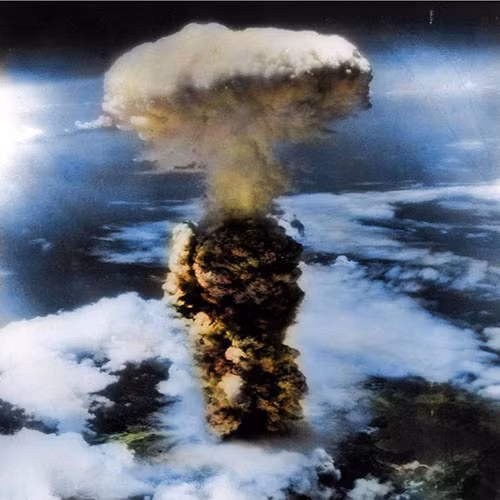 Mỹ ném bom nguyên tử xuống thành phố Hiroshima, Nhật Bản, ngày 6/8/1945.