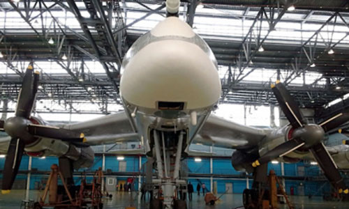 Trước đó, Bộ trưởng Quốc phòng Nga Sergei Shoigu cho hay, việc kéo dài “tuổi thọ” phục vụ trong quân đội của máy bay ném bom Tu-160 và Tu-95MS cũng như nâng cao hiệu quả chiến đấu của những chiếc máy bay ném bom này nằm trong nhiệm vu ưu tiên của Bộ Quốc phòng Nga. Ảnh: AT.