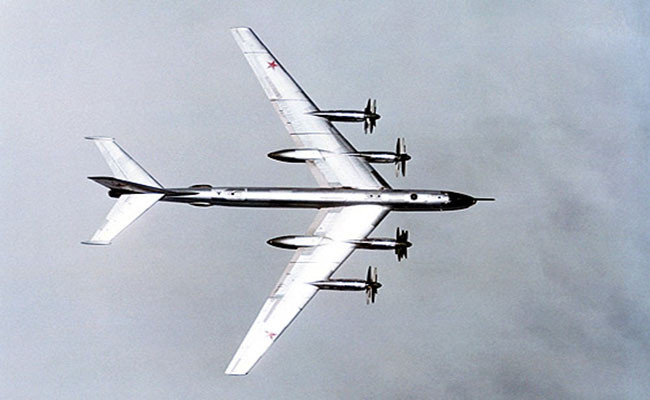 Được biết, Tu-95MS là phiên bản cải tiến của dòng máy bay ném bom Tupolev Tu-95 được NATO đặt biệt danh là Bear (Gấu bay), một trong bộ ba máy bay ném bom chiến lược của Không quân Nga hiện tại và tất cả chúng đều được phát triển dưới thời Liên Xô. Ảnh: AT.
