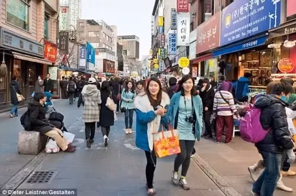 Việc mua sắm trực tuyến và các giao dịch ngân hàng tại Hàn Quốc phải được thực hiện qua trình duyệt web Internet Explorer. Đây là luật. Ảnh: Dieter Leistner.