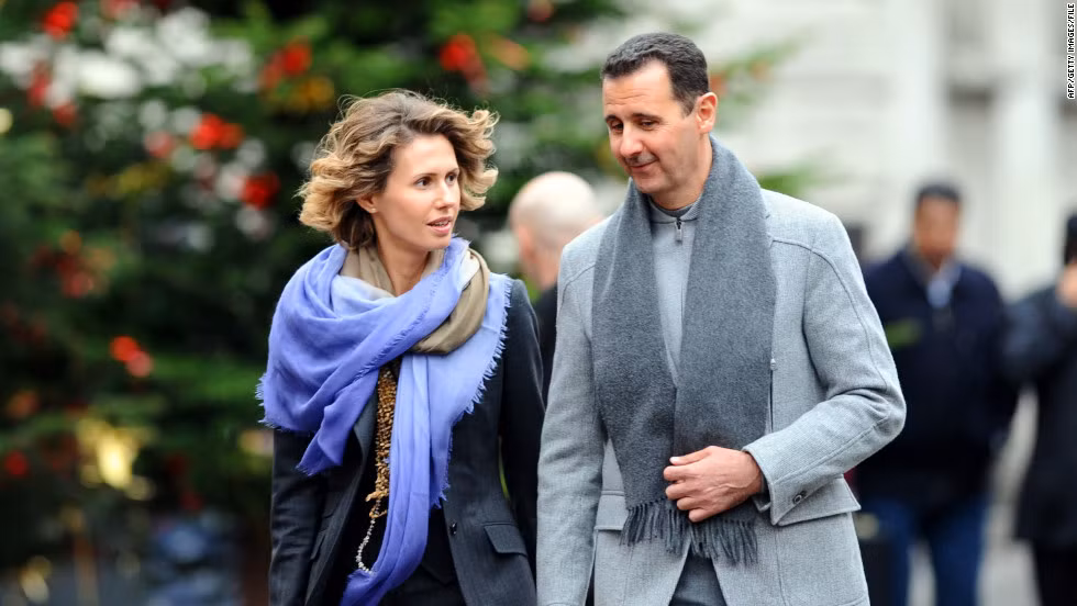 Thông tin về tình hình sức khỏe của Đệ nhất phu nhân Asma Assad đang được người dân Syria rất quan tâm. Được biết, bà Asma sinh ngày 11/8/1975 tại thủ đô London, Anh. Cha bà là Fawaz Akhras, một bác sĩ tim mạch tại Bệnh viện Cromwell, và mẹ là Sahar Akhras, một nhà ngoại giao. Ảnh: Quora.