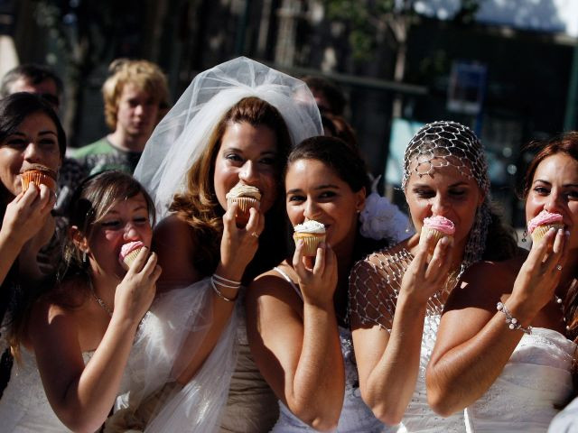 Bồ Đào Nha: Khi ăn uống ở quốc gia này, nếu bạn cho thêm muối vào món ăn chứng tỏ bạn không thích món đó. Người dân nước này không thích bị so sánh với người Tây Ban Nha. Ảnh: theportugalnews.com.