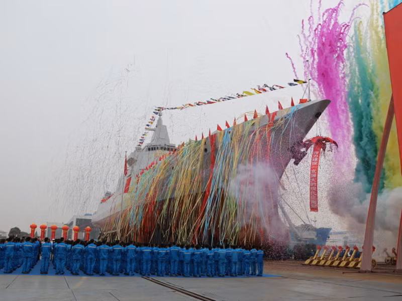 Ngoài ra, Type 055 còn được trang bị radar băng tần X tiên tiến và hệ thống điện tử tích hợp. Ảnh: Naval Technology.