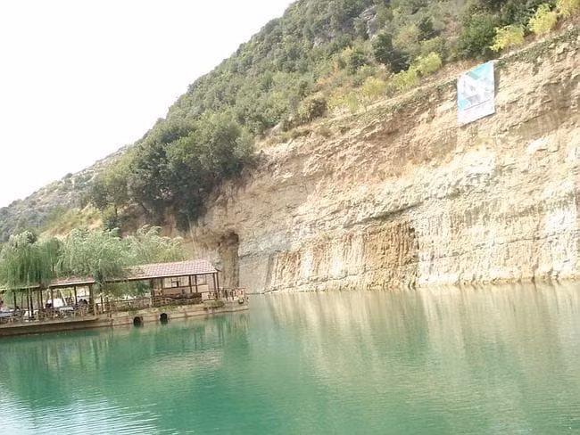 Syria tự hào là một trong những đất nước có truyền thống văn học lâu đời nhất thế giới với lịch sử hàng nghìn năm. Nhiều nhà thơ, nhà văn nổi tiếng thế giới ở đất nước Syria phải kể đến như Nizar Qabbani hay Ghada al-Samman,... Ảnh: Supplied. 