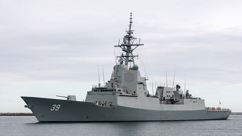 Chiếc tàu HMAS Hobart đầu tiên được biên chế trong Hải quân Australia vào năm 2017 trong khi chiếc tàu thứ ba, Sydney, được hạ thủy tại Osborne vào tháng 5/2018 và dự kiến sẽ được bàn giao cho Hải quân Hoàng gia Australia vào tháng 12/2019 sau khi hoàn thành các đợt thử nghiệm trên biển. Ảnh: oceannews.com.