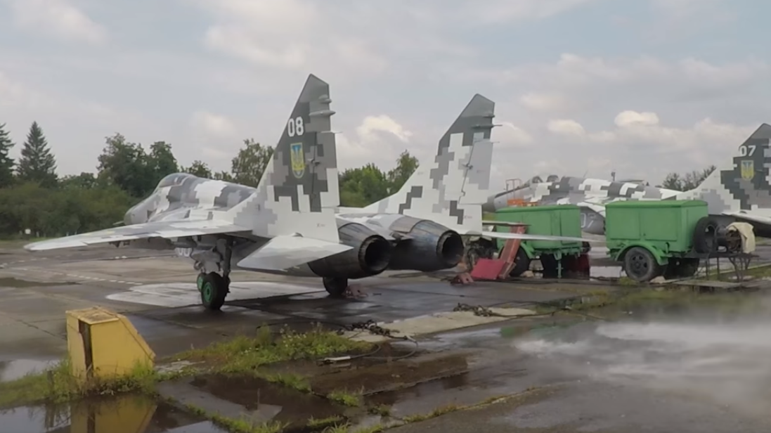 Nguồn tin cho hay, Ukraine được cho là đang có khoảng 80 chiếc MIG-29, nhưng chỉ mới có 10 chiếc được nâng cấp lên tiêu chuẩn MIG-29MU1. Ảnh: Youtube.