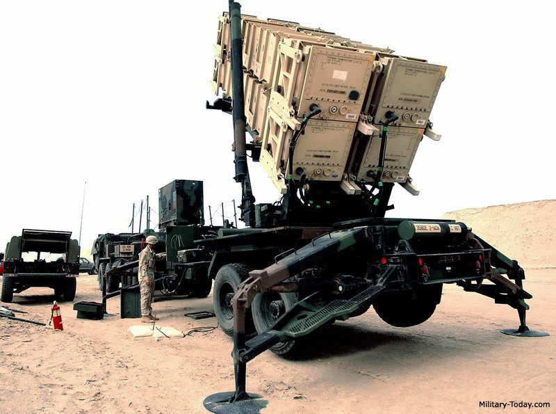 Hệ thống phòng không Patriot được coi là xương sống của NATO và Châu Âu với khả năng đánh chặn tên lửa đạn đạo, tên lửa hành trình cùng các loại máy bay không người lái tiên tiến. Ảnh: MT.