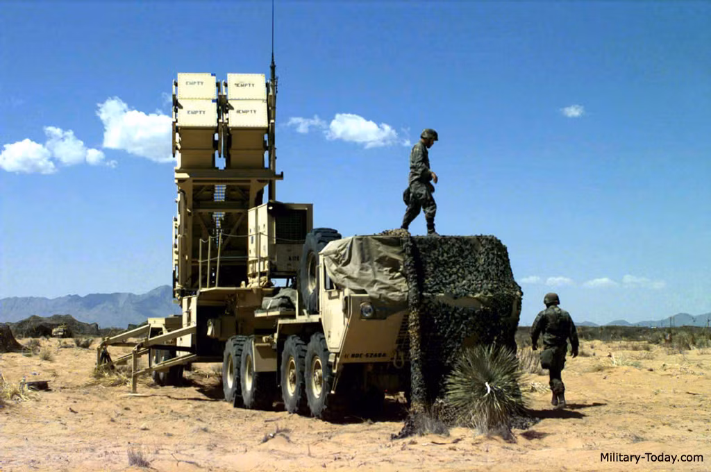 Được biết, Thụy Điển bắt đầu thương lượng về hợp đồng mua hệ thống Patriot từ tháng 11/2017. Theo bản hợp đồng, Thụy Điển có thể chọn mua thêm 300 tên lửa. Nếu Stockholm quyết định mua, giá trị cuối cùng của thương vụ rơi vào khoảng 3 tỷ USD. Ảnh: MT.