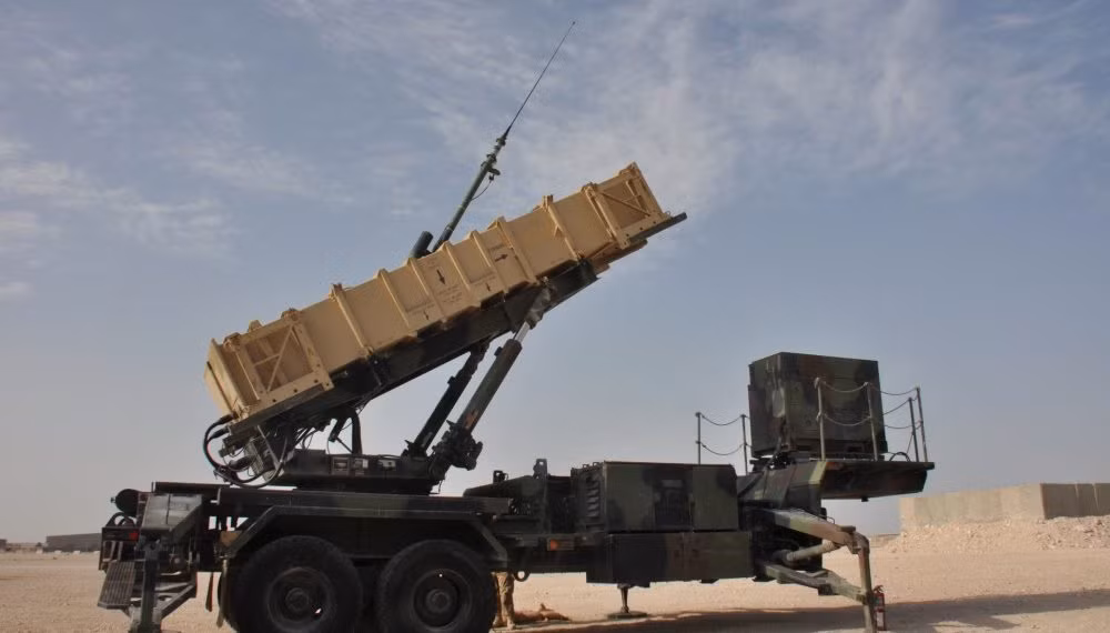 “Nhiều quốc gia khác đã sử dụng hệ thống phòng không Patriot và chúng tôi hy vọng nó sẽ được bàn giao vào năm 2021”, Bộ trưởng Quốc phòng Thụy Điển Peter Hultqvist phát biểu. Ảnh: Defence Blog.