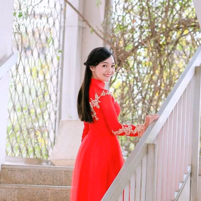 Mỹ Linh còn đạt nhiều thành tích xuất sắc trong học tập.