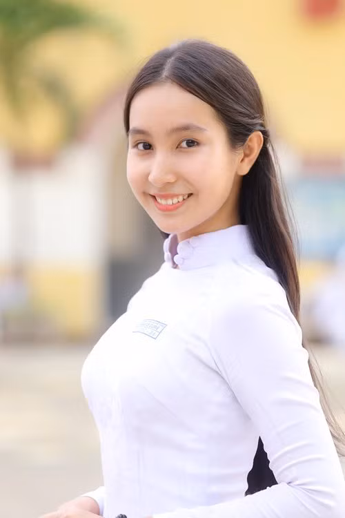 Đây là năm thứ 5 diễn ra cuộc thi Miss Áo dài Nữ sinh Việt Nam. Năm nay cuộc thi có chủ đề “Tôi yêu Áo dài”.