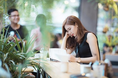 Với sự bản lĩnh và chí cầu tiến Hoài Thu mong muốn sẽ trở thành một nữ doanh nhân tài giỏi ở lĩnh vực mĩ phẩm và thời trang. Cô nàng cũng sẵn sàng tham gia vào con đường nghệ thuật nếu có cơ hội.