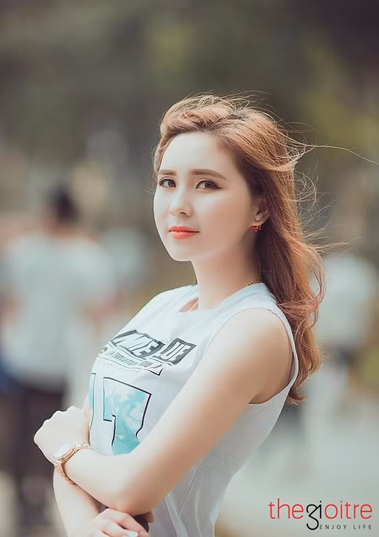 Xieu long truoc net kieu diem cua nu nhan vien van phong