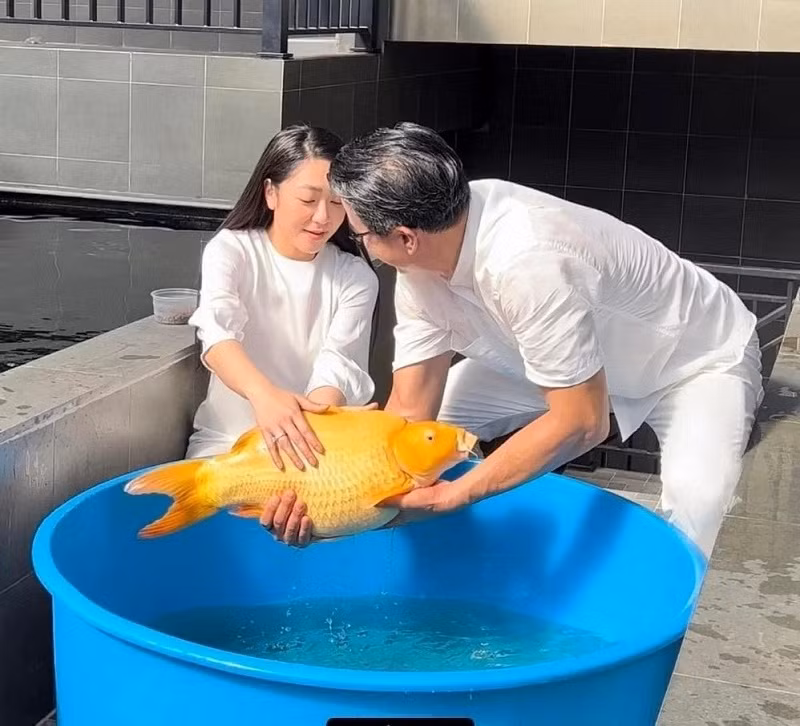 Sau tuyên bố của Hà Thanh Xuân, phía doanh nhân Thắng Ngô không có động thái nào liên quan tới chuyện tình cảm tan vỡ.