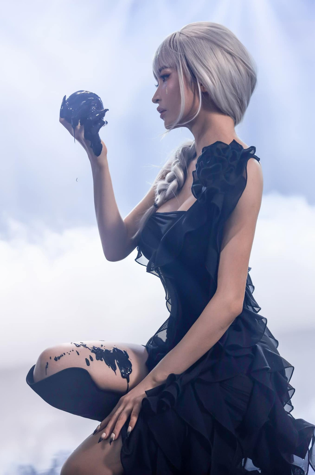 Dù không theo đuổi nghệ thuật nhưng những MV dance cover của Mina Phạm rất đầu tư.