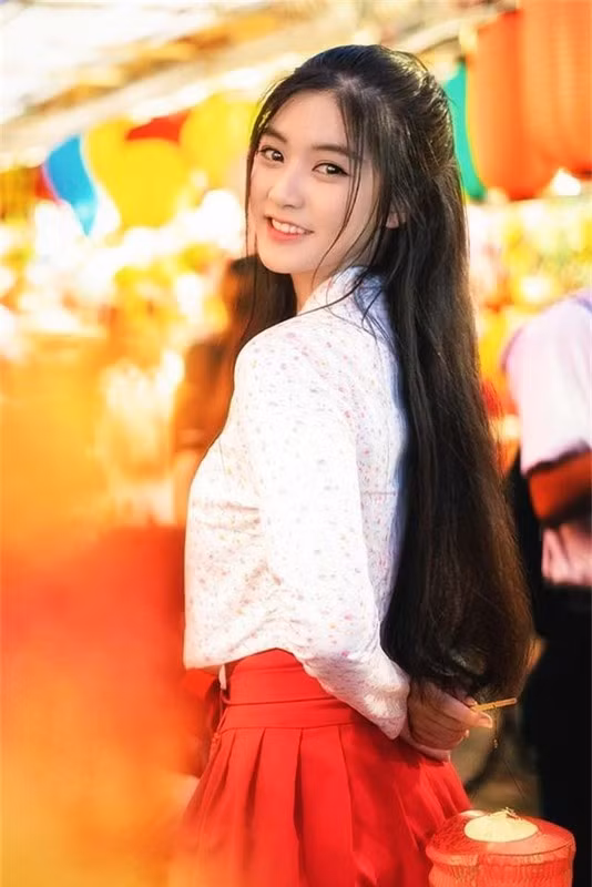 Những hình ảnh của Nguyễn Bùi Nam Phương để lại ấn tượng lớn mỗi dịp rằm tháng Tám về.