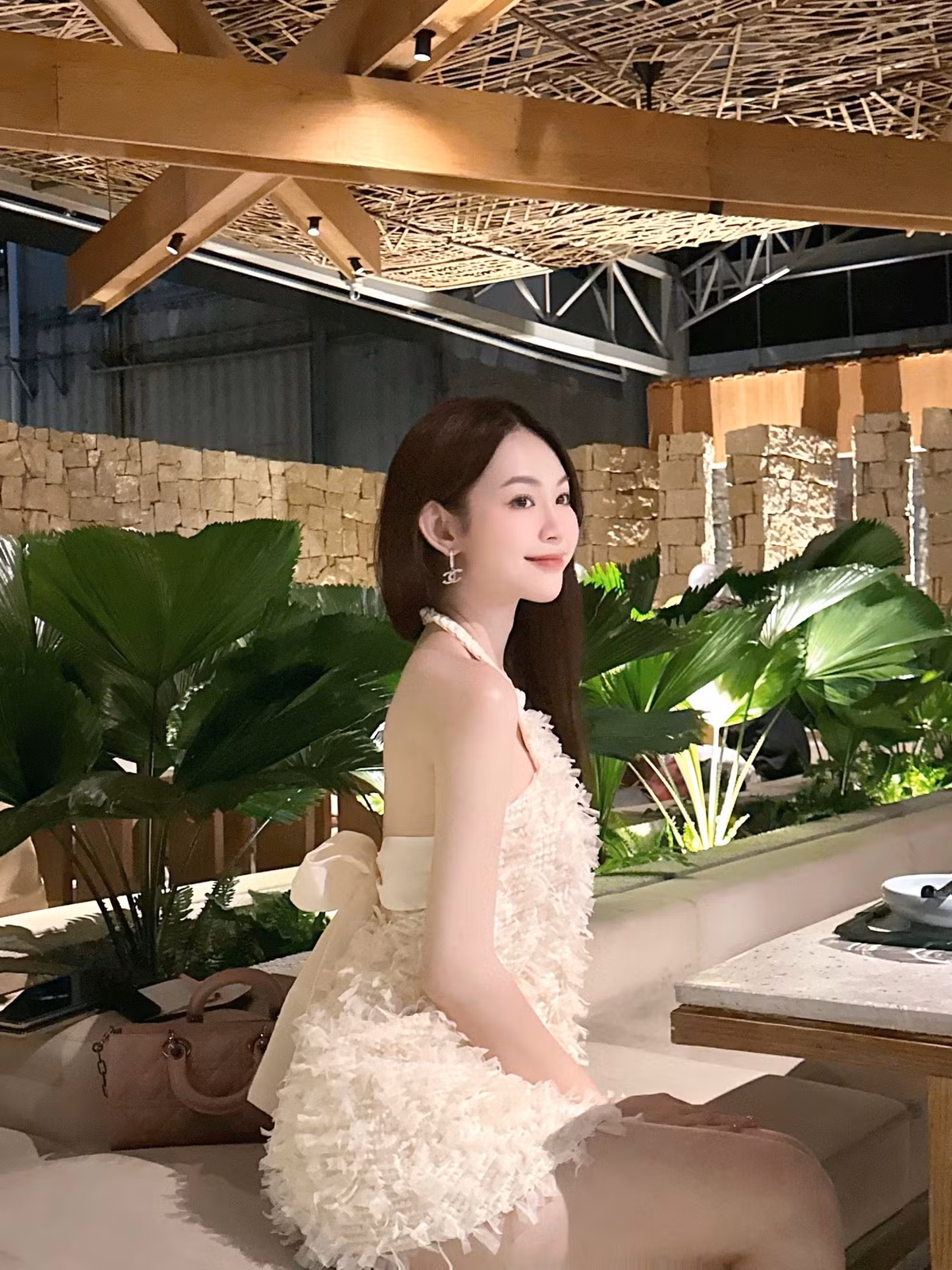 Minh Anh xinh đẹp, học giỏi và khá kín tiếng trong đời tư.