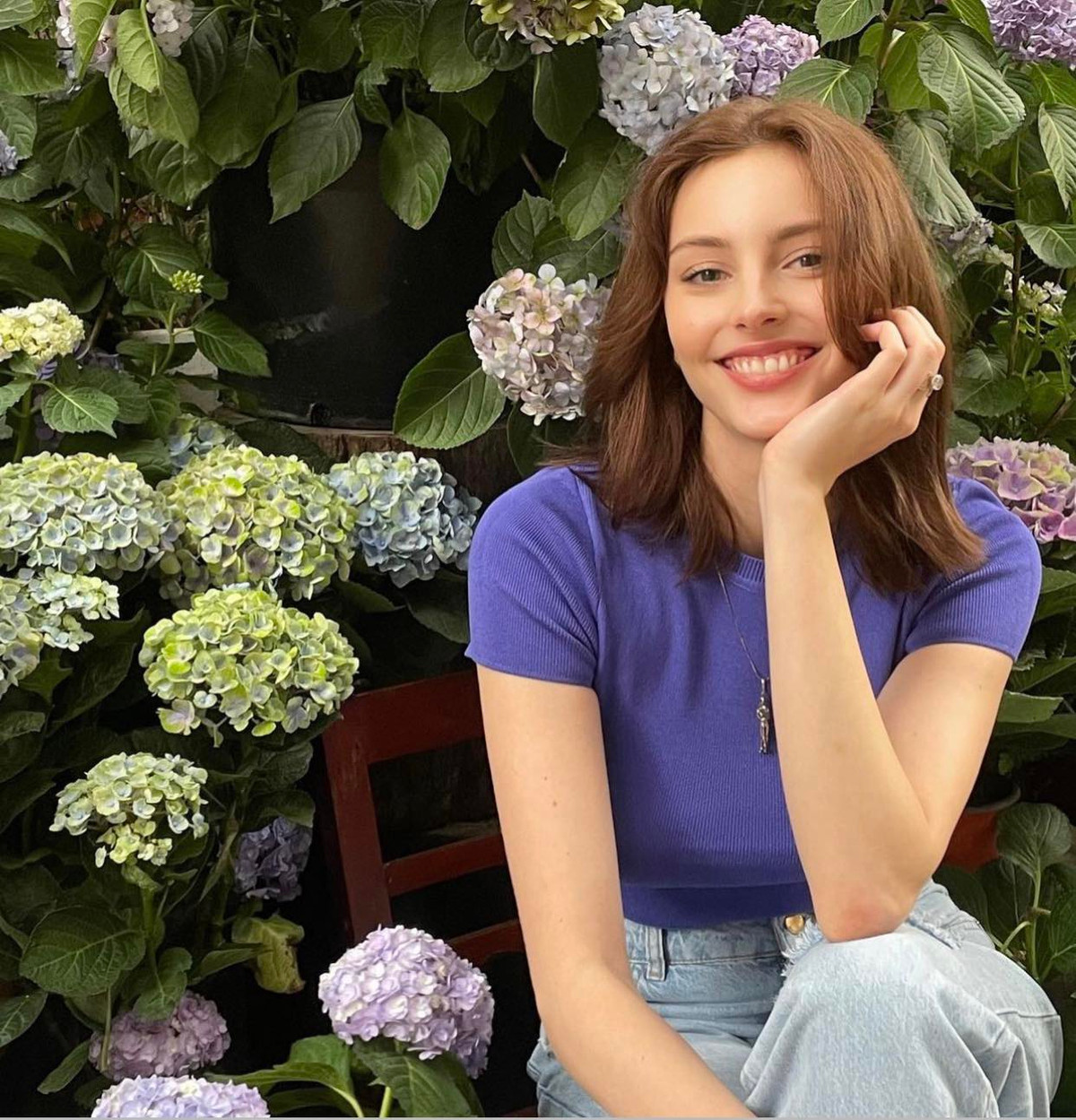 Marina được biết đến là một người mẫu khá quen mặt với các tạp chí và các show thời trang.