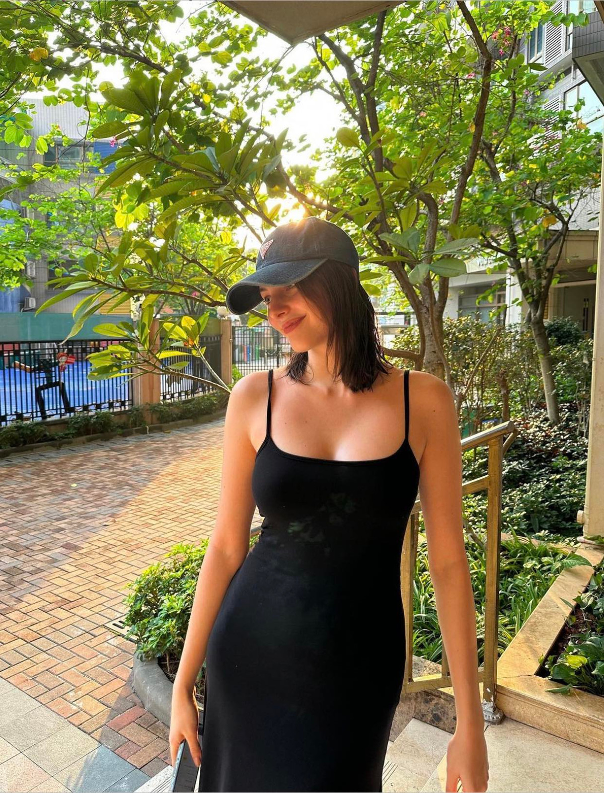 Trên trang cá nhân, 10X nhận được không ít lời khen ngợi bởi nhan sắc trời phú của mình.