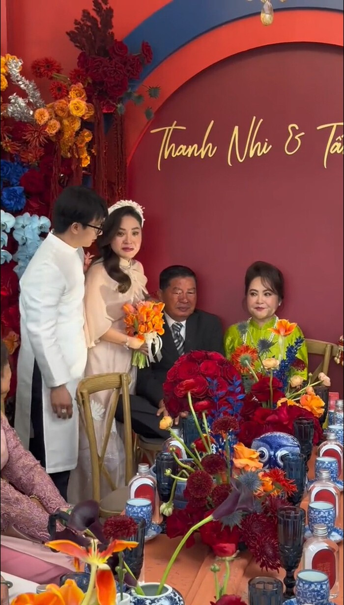 Còn nhớ, MXH từng lan truyền đoạn clip ghi lại cảnh trao của hồi môn trong đám cưới diễn ra ở Bạc Liêu.