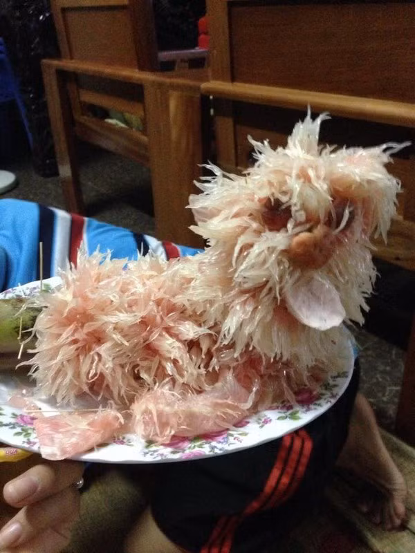 Mặc dù vậy, mâm cỗ Trung Thu cũng xuất hiện những chú chó bưởi xấu đến thảm họa.