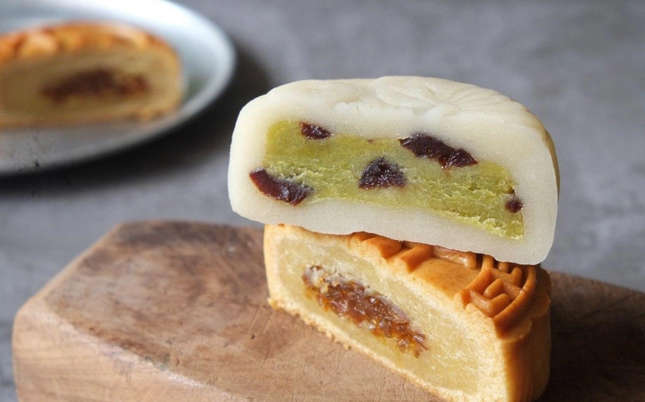 Không chỉ riêng xôi xéo mà món ô mai đặc trưng của Hà Nội cũng được chế biến thành nhân bánh Trung thu.