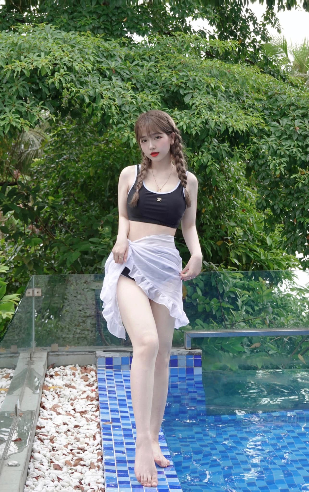 Trước đây, nữ gymer từng sở hữu thân hình nhỏ bé, cao 1m50 và nặng 39kg. Nhờ kiên trì, cố gắng cô nàng đạt được thân hình mà bản thân nghĩ rằng không bao giờ có được.