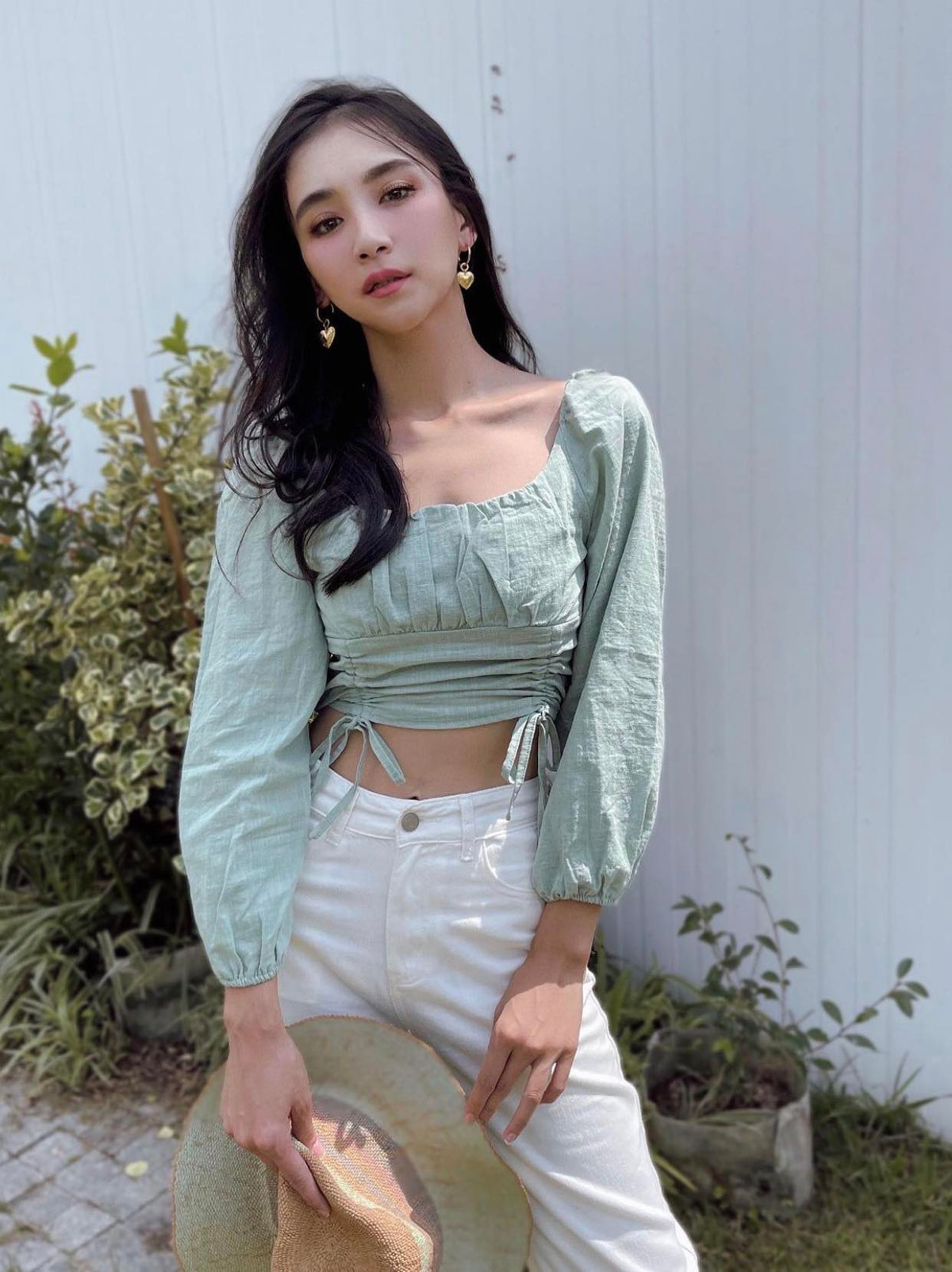 Olala Oshia là một trong những gái xinh đình đám trên mạng xã hội Instagram.