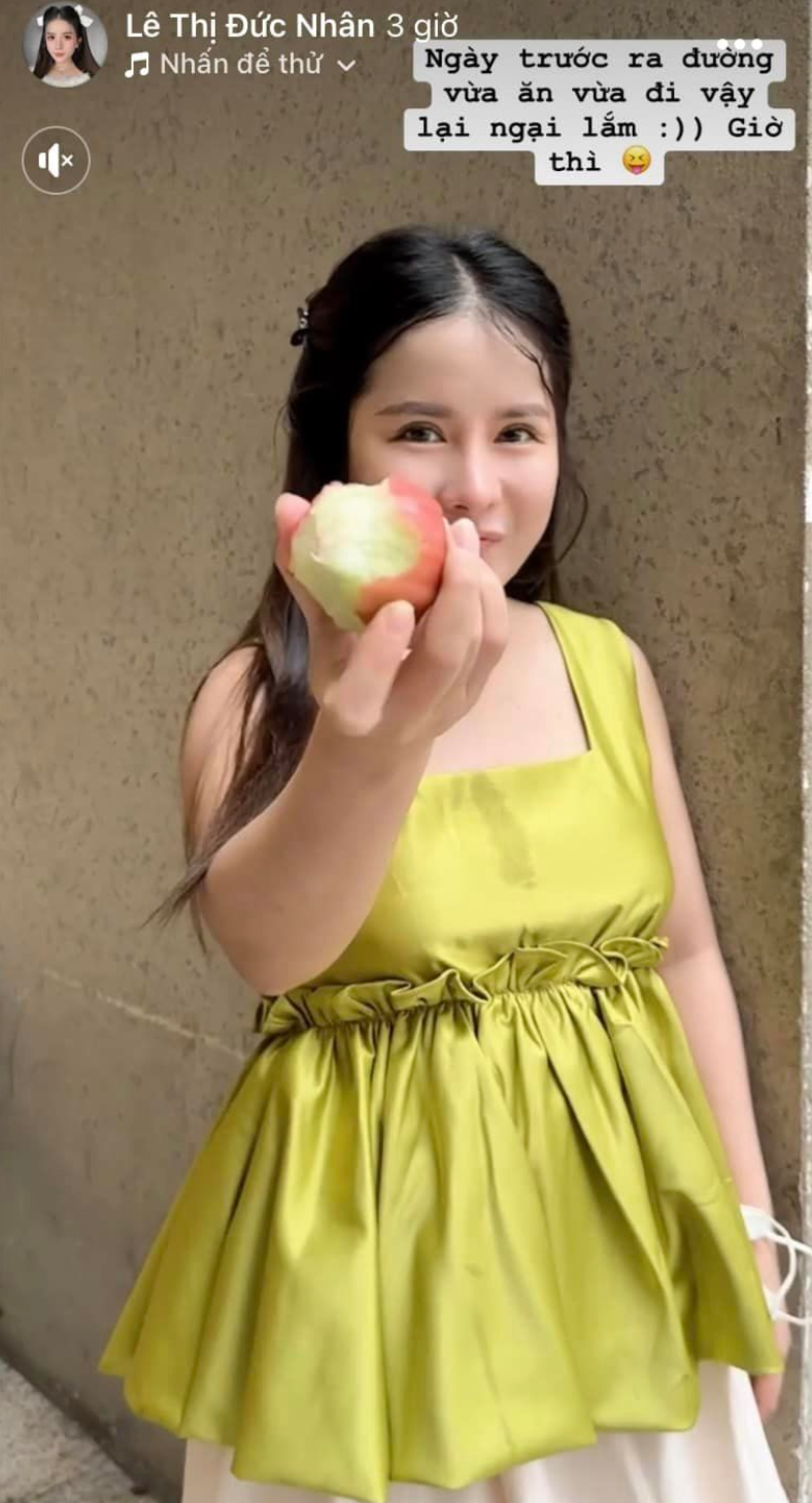 Mới đây, Bà Nhân vừa đăng tải lên trang cá nhân của mình hình ảnh mới nhất sau khi cô mang thai con ở những tháng đầu.