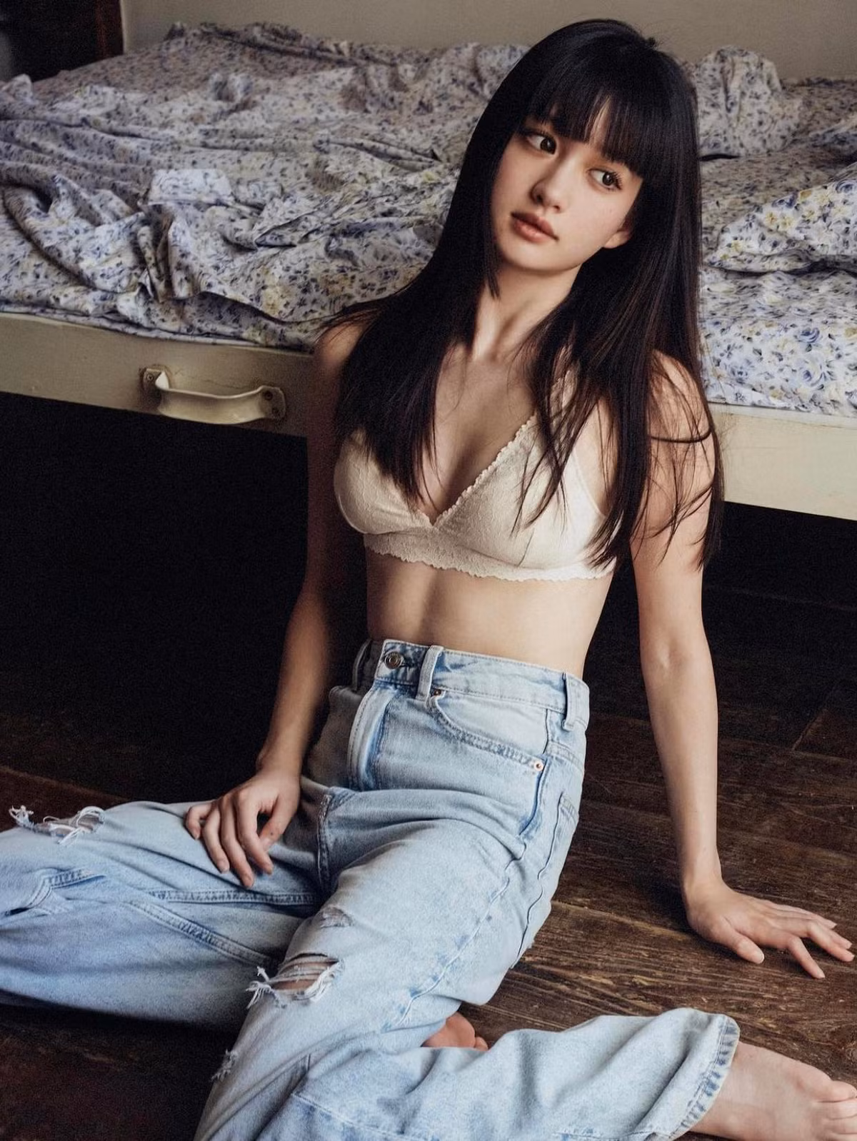 Ngoài kênh Instagram chính, Susan còn có kênh Youtube, chuyên chia sẻ về cuộc sống hằng ngày, cách trang điểm và phối quần áo.