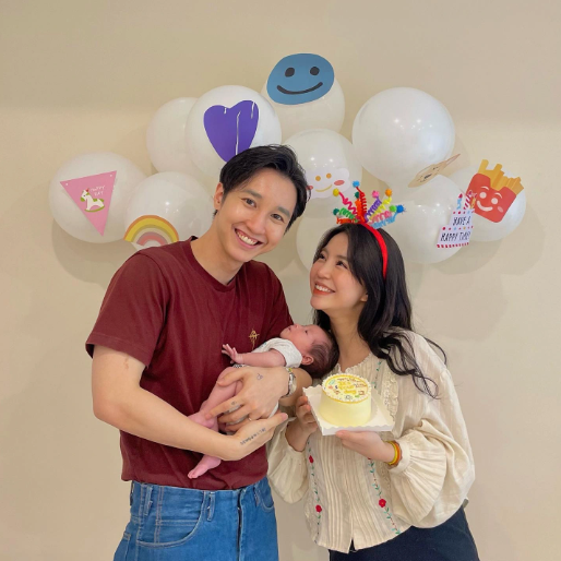 Không lựa chọn phát triển sự nghiệp giải trí, hot girl Mẫn Tiên quyết định lập gia đình, sinh con và tập trung hoàn toàn vào việc chăm sóc tổ ấm nhỏ của mình.