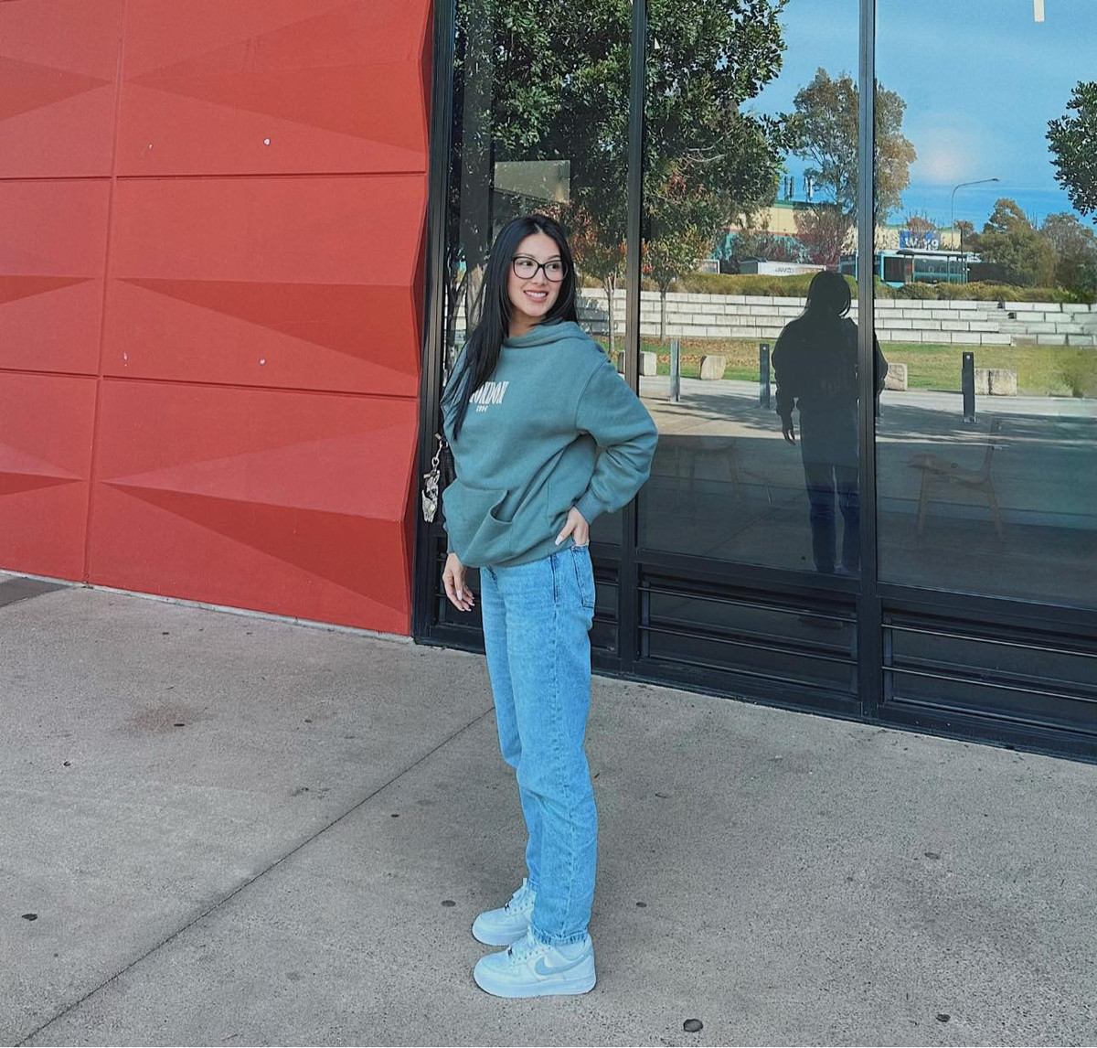 Dù là thời điểm nhiều năm về trước hay ở hiện tại, Emmy Nguyễn hầu như nói không với phong cách thời trang táo bạo.