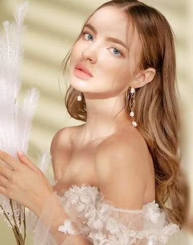 Hot girl Đông Âu nhận được sự chú ý từ cư dân mạng nhiều nước như Trung Quốc, Nhật Bản và Việt Nam.