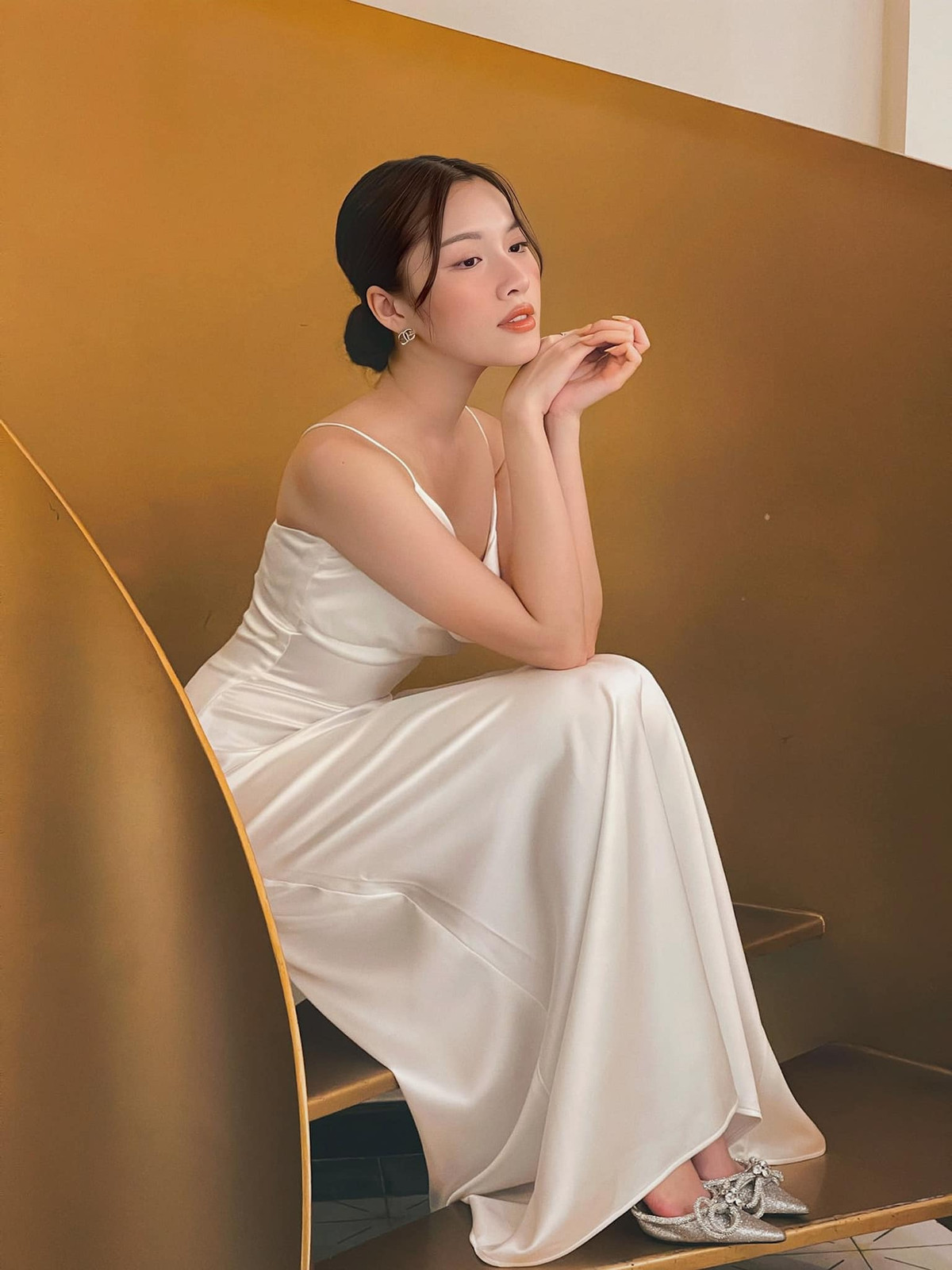 Thanh Thanh Huyền là nữ MC xinh đẹp, nóng bỏng, từng tham gia nhiều cuộc thi nhan sắc trong nước. Ảnh: FBNV