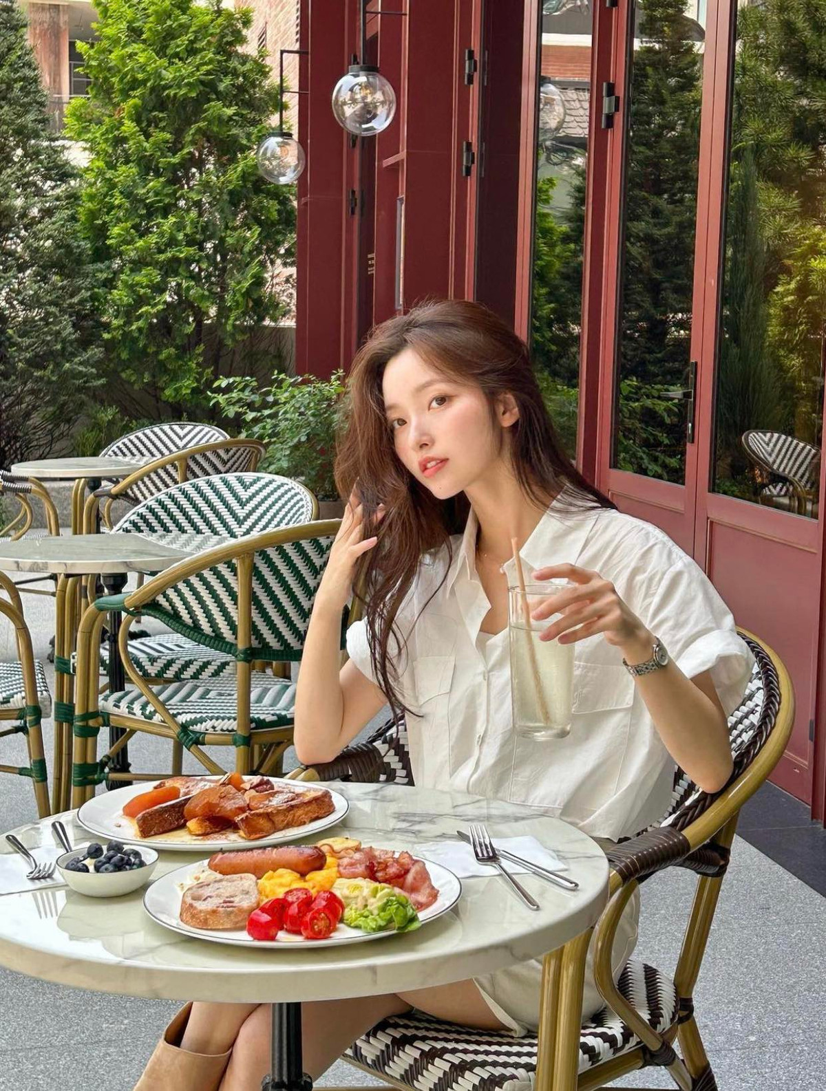 Cô chọn theo đuổi hình ảnh nhẹ nhàng, kín đáo thay vì gợi cảm.