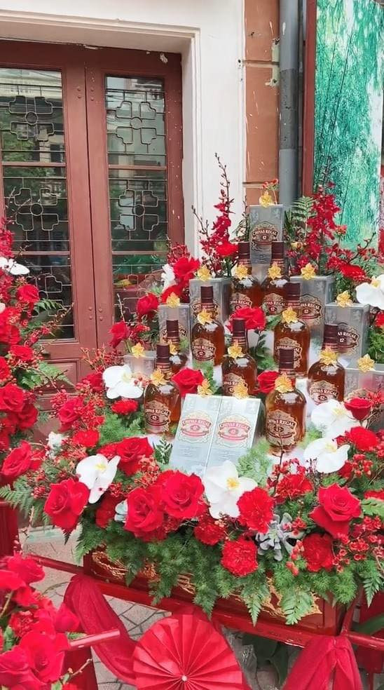 Ngay sau khi đăng tải lên MXH, dàn tráp ăn hỏi Bắc Giang này nhanh chóng gây bão.