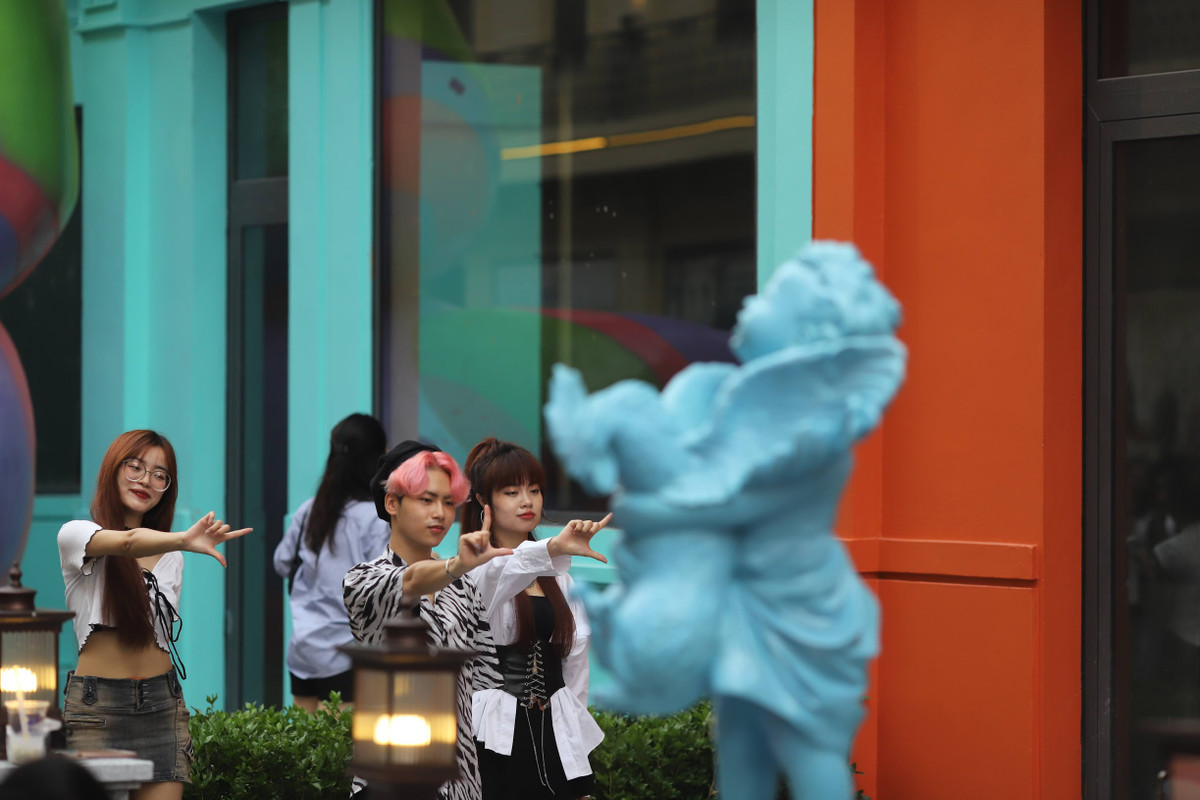 Từng góc phố đều được chăm chút kỹ lưỡng để tạo ra một khung cảnh trời Âu thật nhất.